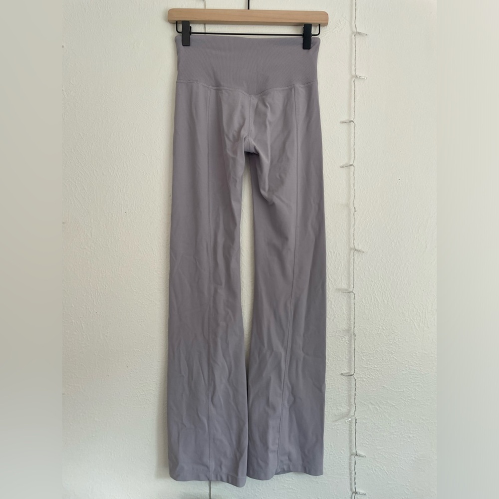 Athleta Lilac Stone High Rise Barre Skinny Flare Pant | XS | Athleta Powervita - Picture 3 of 6